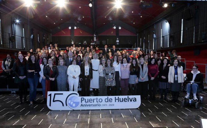 El Puerto de Huelva ha celebrado este miércoles la I Jornadas de Mujeres Empresarias y Socialmente Comprometidas.