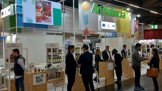 Foto Y Nota De Prensa: La Junta Potencia La Internacionalización Del Sector Ecológico En La Feria Alemana Biofach, Ante Operadores De 135 Países