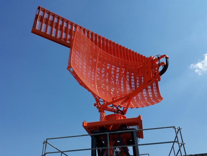 Archivo - Radar de vigilancia aérea de Indra