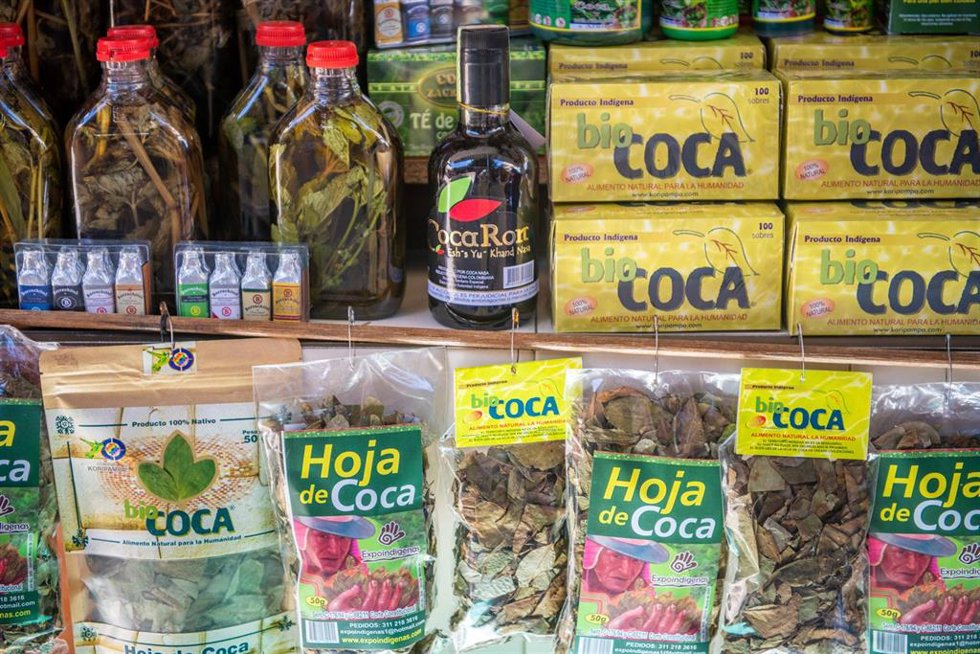 Archivo - Productos con hoja de coca en Bolivia