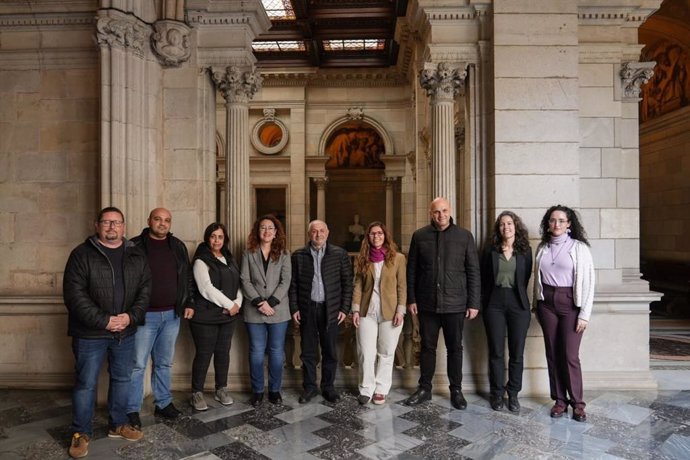 Membres de l'Ajuntament de Barcelona i la delegació de Nablus
