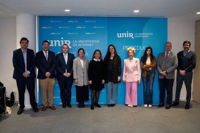 UNIR reconoce la excelencia de 10 instituciones y profesionales que impulsan el bienestar emocional en nuestra sociedad