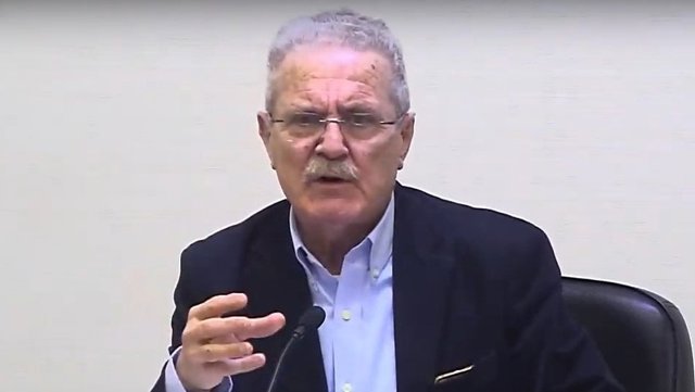 Archivo - El histórico dirigente socialista Luis Yáñez 