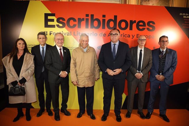 Inauguración del II Festival Literario de América y Europa 'Escribidores' que se celebra en Málaga.