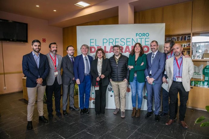 Inauguración de la segunda edición del Foro de la radio 'El presente de la radio' celebrado en Toledo.