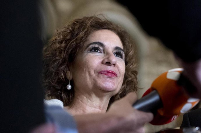 Archivo - La ministra de Hacienda y Función Pública, María Jesús  Montero.