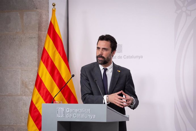 Archivo - El conseller d'Empresa i Treball, Roger Torrent