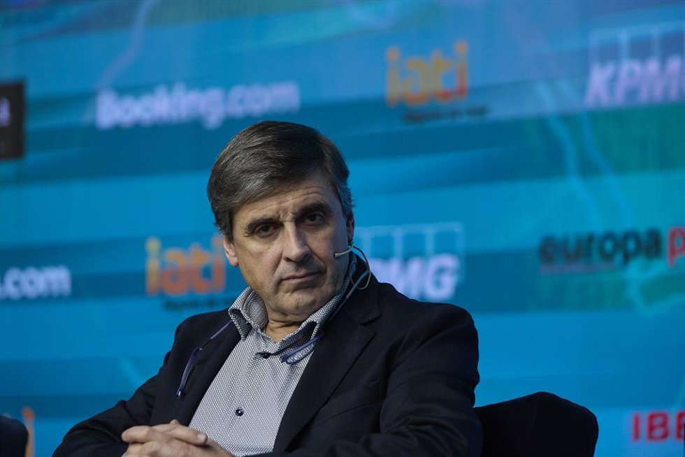 Archivo - El presidente de SEGITTUR, Enrique Martínez, participa en una mesa durante la I Jornada de Turismo de Europa Press, a 14 de noviembre de 2022, en Madrid (España).