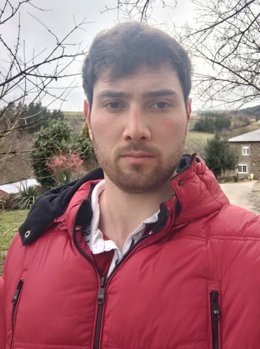 Miguel Gallego, candidato del PP a la Alcaldía de Samos (Lugo), e hijo del actual regidor, Julio Gallego, que gobierna bajo las siglas del PSOE