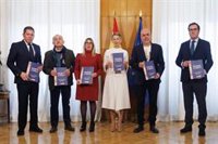 Díaz convocará una mesa de diálogo para actualizar la Ley de Prevención de Riesgos Laborales de 1995