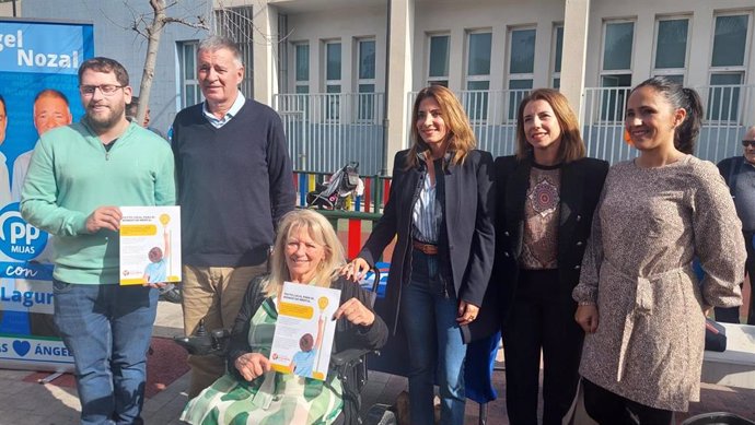 La vicesecretaria de Sociedad de Bienestar del PP-A, Ana Carmen Mata, ha anunciado este jueves en Mijas (Málaga) que la formación política llevará un pacto local para el bienestar mental "a todos los rincones de Andalucía".