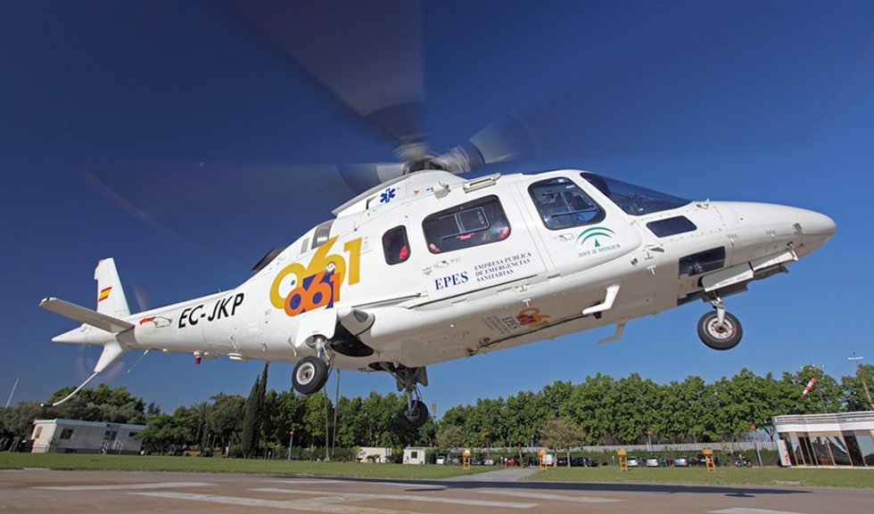 Archivo - Helicóptero sanitario en una imagen de archivo