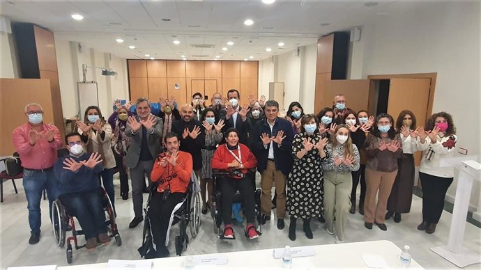 Jornadas 'Ni raras ni diferentes, ponte en su piel'