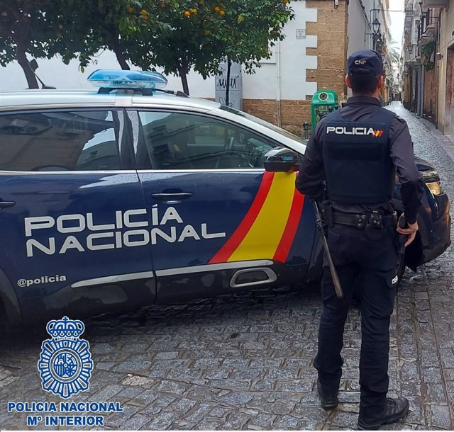 Archivo - Policía Nacional en Cádiz