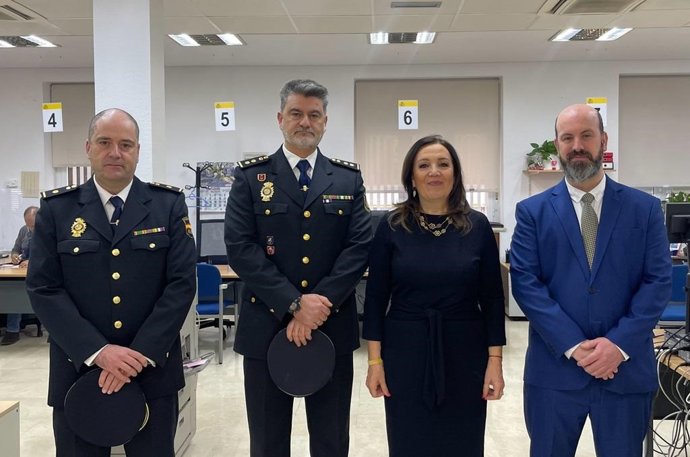 Catalina Maudeño en la Oficina de Extranjería de la Subdelegación del Gobierno