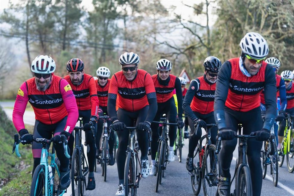 El exciclista Miguel Indurain recorrerá los últimos kilómetros de la tercera etapa de la ronda O Gran Camiño de 2023.