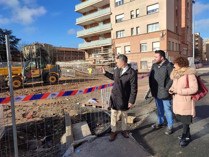 Escobar, Sanz y López-Araquistain, en las obras del Nudo de Vara de Rey