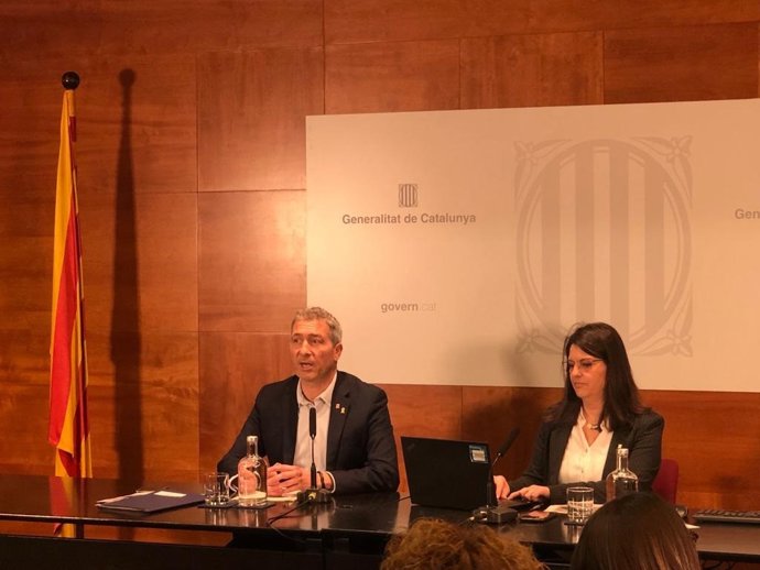 A la izda., el conseller Josep Gonzlez-Cambray