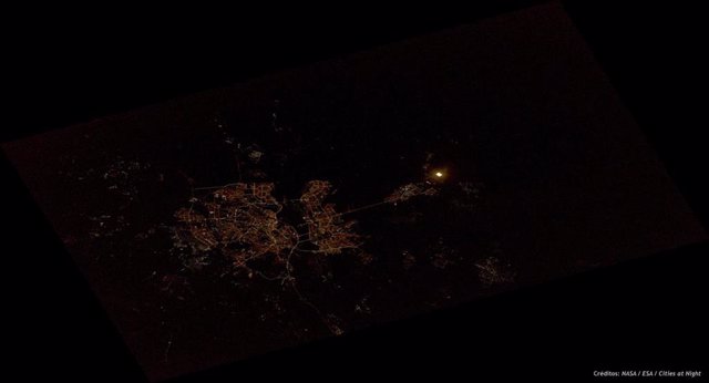Imágenes de la Estación Espacial Internacional detectan apagones y explosiones de la guerra de Ucrania