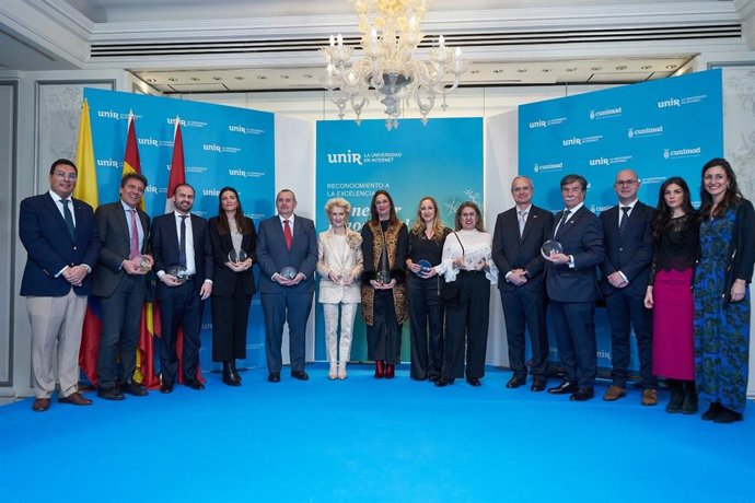10 Expertos Galardonados En Bienestar Emocional Coinciden En Que "No Hay Salud Verdadera Sin Salud Mental"