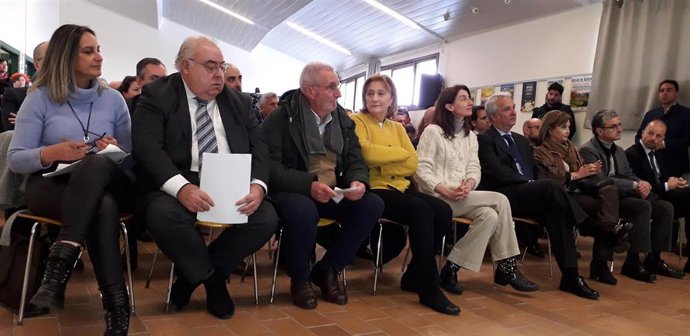 La ministra participa en la presentación de la oficina de Justicia en Caso.