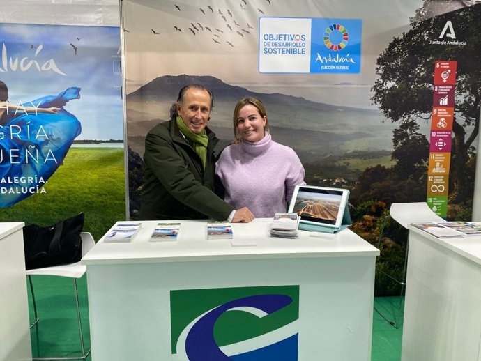 José María Román en la Feria Internacional de Turismo Ornitológico.