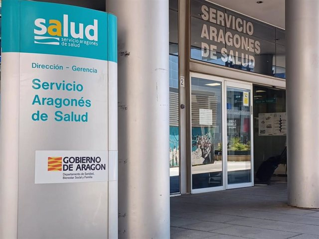 Fachada de la sede del Servicio Aragonés de Salud.
