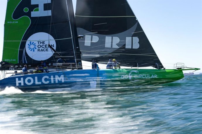 El Team Holcim - PRB durante la regata costera de The Ocean Race 2023