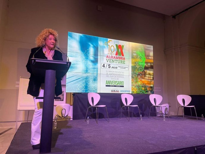 La directora general de Fomento del Emprendimiento y la Formación Continua de la Consejería de Universidad, Investigación e Innovación, Pilar Marín