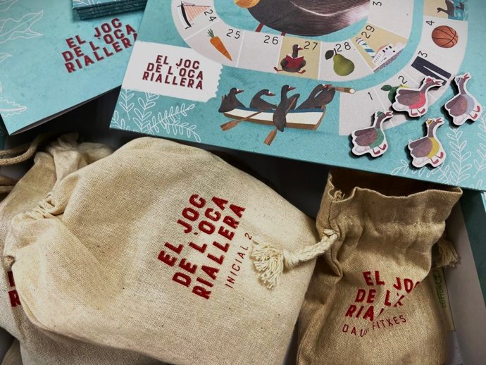 La Dirección General de Política Lingüística edita el recurso didáctico 'El joc de l'oca riallera'