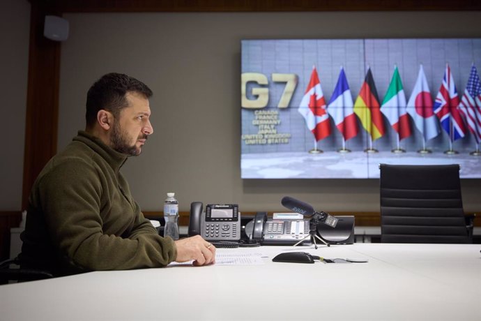Archivo - Volodimir Zelenski, presidente de Ucrania, habla en la reunión del G7