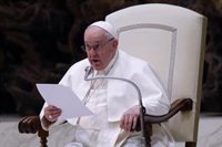 El Papa hace un llamamiento "urgente" a "amar" a "los que sufren por la guerra, la violencia y la pobreza"