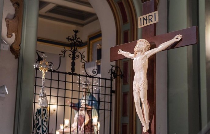 Archivo - El Cristo de Lepanto de Cartagena en el interior de la iglesia de Santa María de Gracia