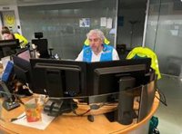 Tres mujeres heridas tras el choque frontal entre dos coches en San Lorenzo de El Escorial