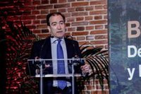 Carabante reclama que se ponga en marcha el plan de Cercanías frente "a la realidad fake del sanchismo"