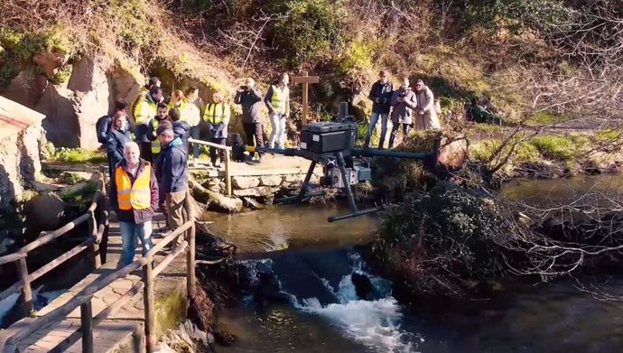 La Xunta testa en el Anllóns un sistema con drones para recopilar datos sobre el estado de ríos y masas de agua