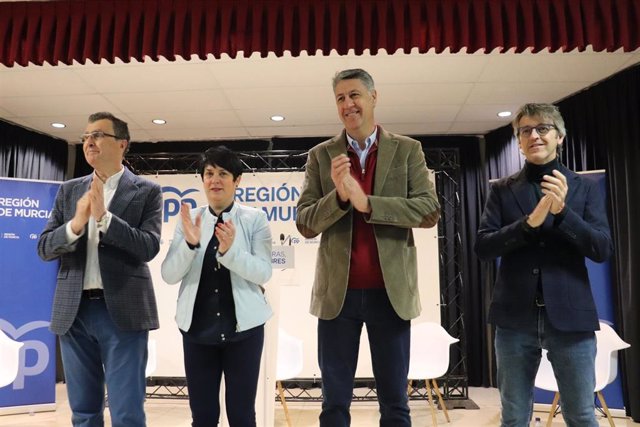 Imagen de la jornada del PP sobre okupación en la que ha participado Xabier García Albiol, Luis Alberto Marín, José Ballesta y Silvia Almarcha
