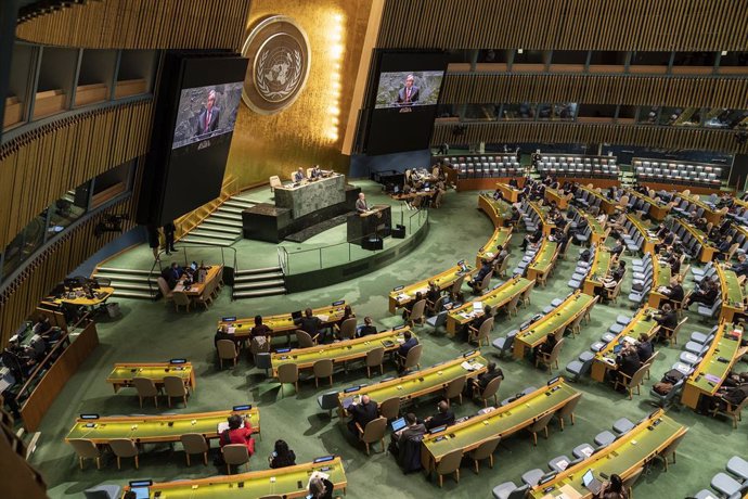 Archivo - Sesión plenaria de la Asamblea General de Naciones Unidas el 23 de febrero de 2022