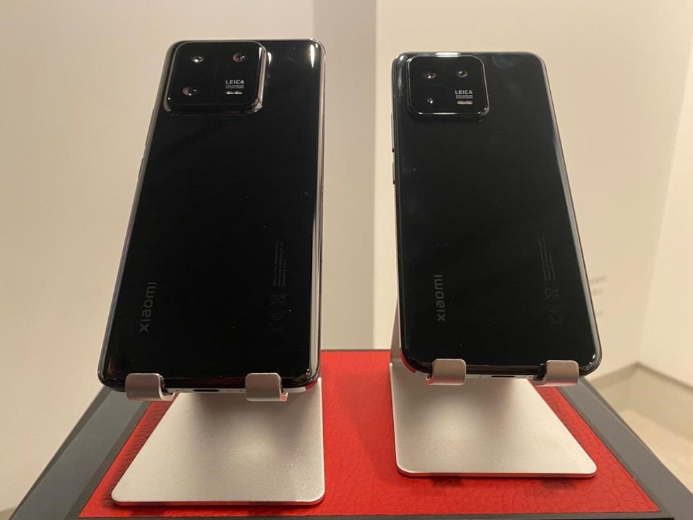 Los nuevos modelos Xiaomi 13 y 13 Pro.