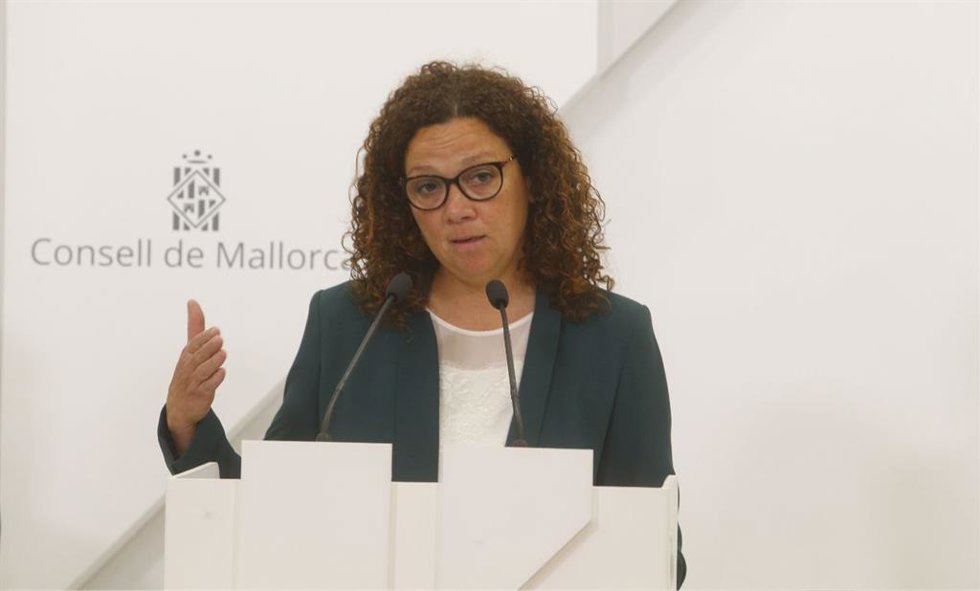 Archivo - La presidenta del Consell de Mallorca, Catalina Cladera. Archivo.