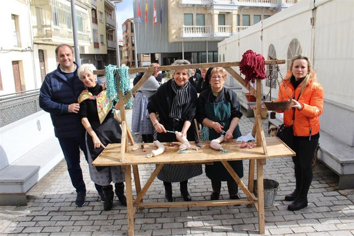 Guijuelo (Salamanca) acoge la segunda Fiesta del Mondongo de 2023 con la participación de 160 capistas de todo el país