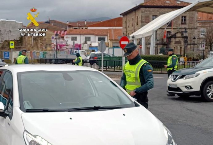 La Guardia Civil formuló casi 80 denuncias en los carnavales en Cabezón de la Sal