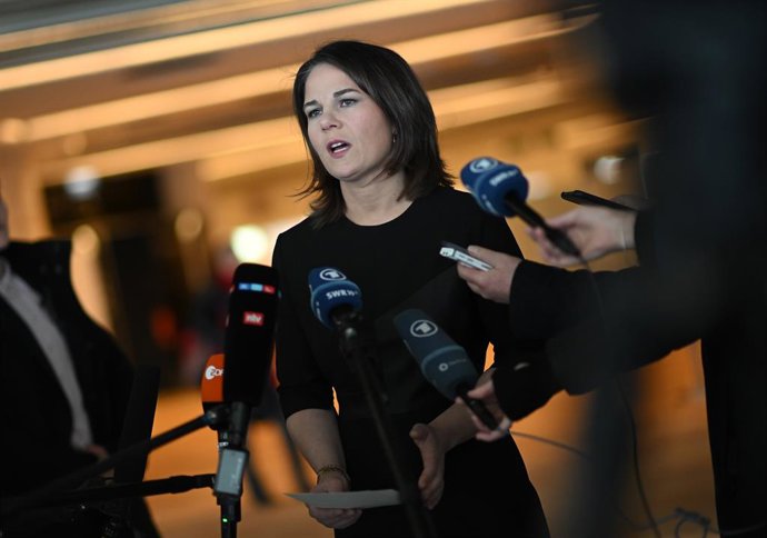 27 February 2023, Switzerland, Geneva: German Minister for Foreign Affairs Annalena Baerbock speaks to the media at the European headquarters of the United Nations in Geneva, during the 52nd of the Human Rights Council. Photo: Britta Pedersen/dpa