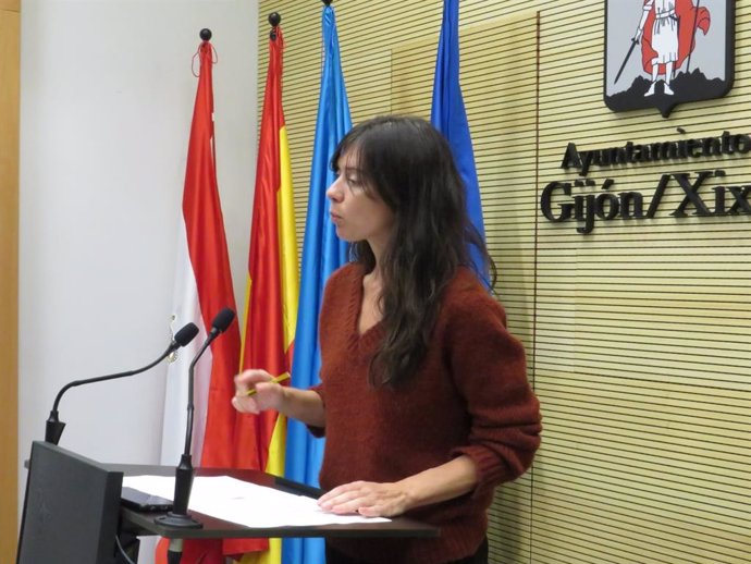 Archivo - Laura Tuero, portavoz de Podemos-Equo Xixón en el Ayuntamiento de Gijón