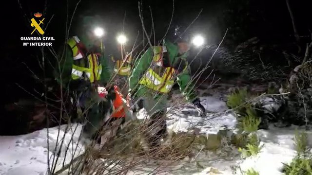 La Guardia Civil rescata a unos 2.000 metros el cadáver de un montañero en el Pico 'Curavacas' (Palencia)