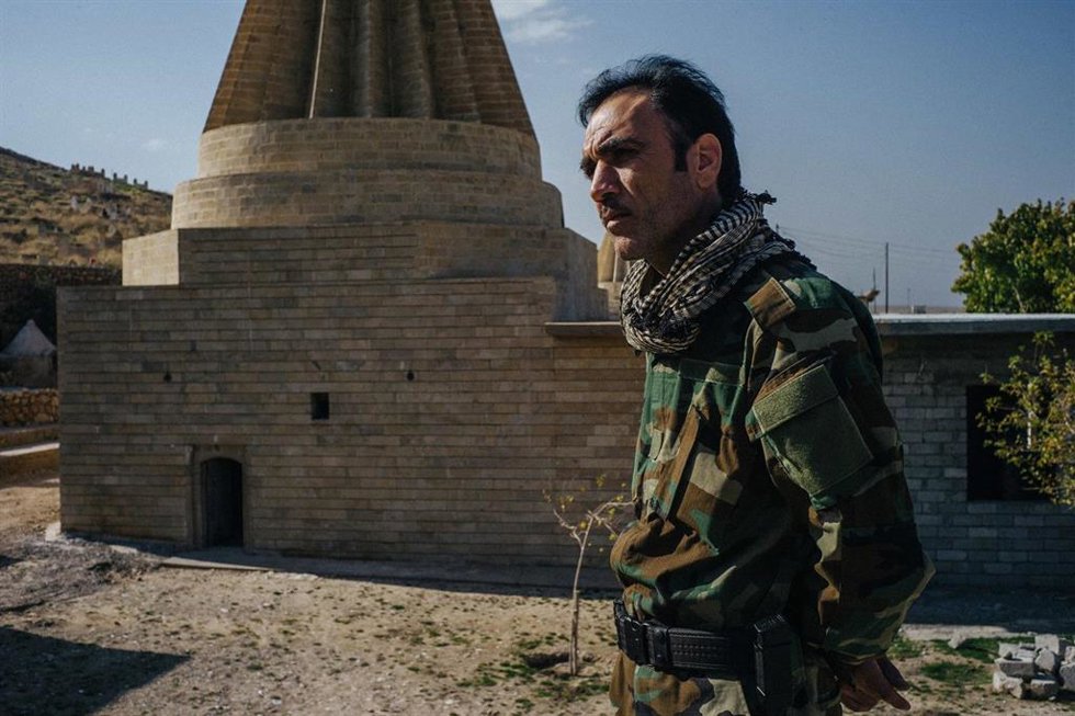 Archivo - Un miliciano yazidí en Sinyar