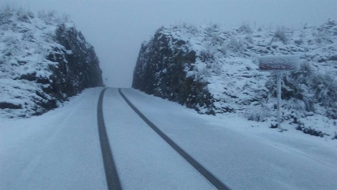 Archivo - Nieve en la Serra de Tramuntana.