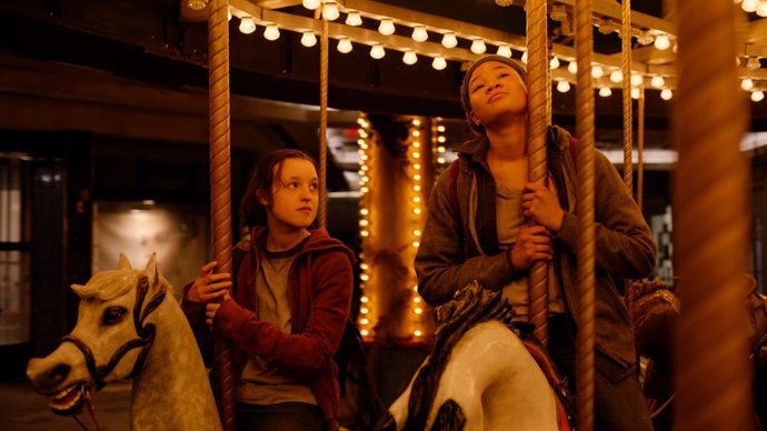 The Last of Us: Storm Reid responde a las críticas homófobas contra Riley y Ellie