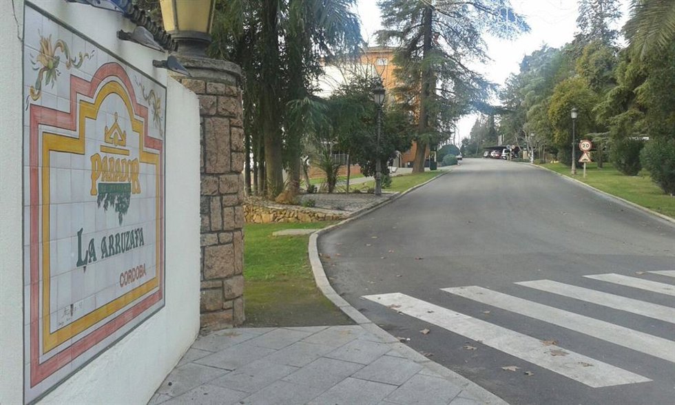 Archivo - Entrada principal del Parador de la Arruzafa, en una imagen de archivo