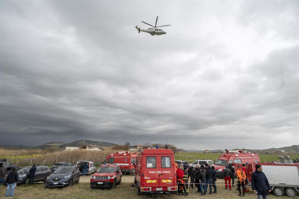 Operaciones de búsqueda tras el naufragio de una patera con migrantes y refugiados frente a la región italiana de Calabria